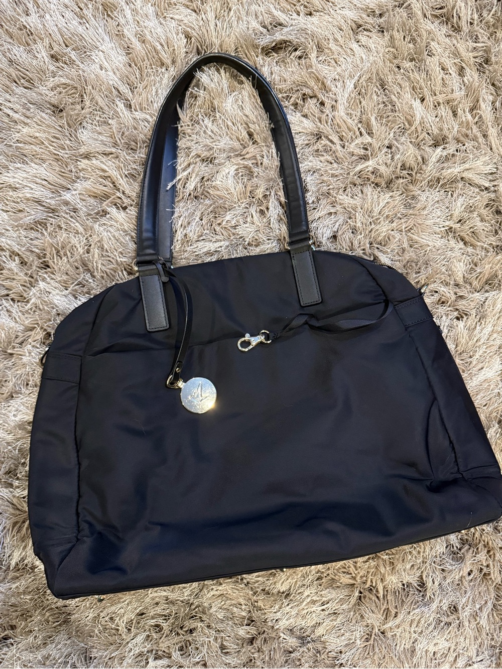 Lo & Sons O.M.G. Bag